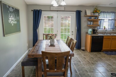 348 Bowers Park Cir, Knoxville, TN 37920 - photo 4