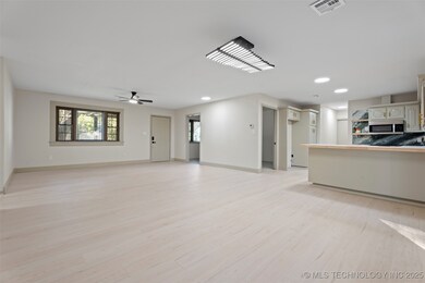 7 N Ora St, Pryor, OK 74361 - photo 7