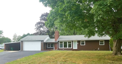 75 Forest Park Dr, Nashua, NH 03060 - photo 2