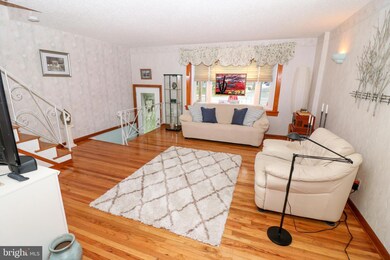 2899 Tremont St, Philadelphia, PA 19136 - photo 6