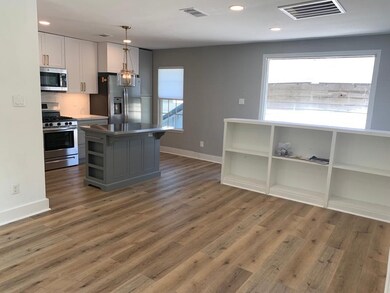 4025 Julian St, Houston, TX 77009 - photo 6