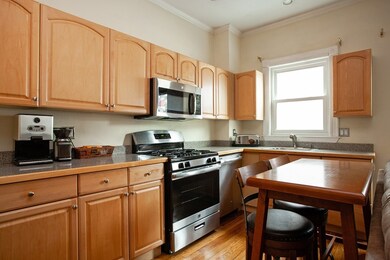 82 Munroe St unit 6, Somerville, MA 02143 - photo 4