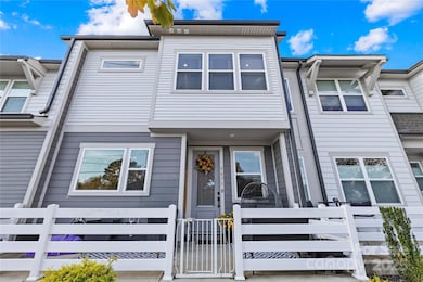 5671 Comiskey Aly, Kannapolis, NC 28081 - photo 2