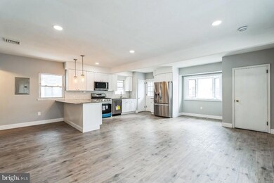 339 Chippewa St, Essington, PA 19029 - photo 5