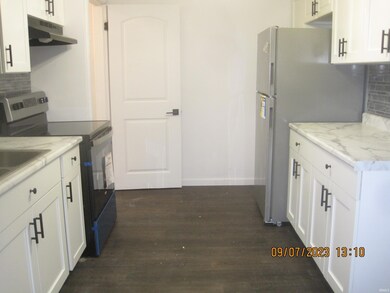 2109 S Burlington Dr, Muncie, IN 47302 - photo 4