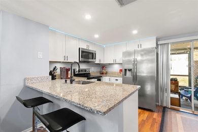 6681 121st Ave unit I, Largo, FL 33773 - photo 2