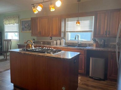 401 W Indiana Ave, Nappanee, IN 46550 - photo 7