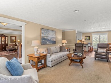 09-Living Room