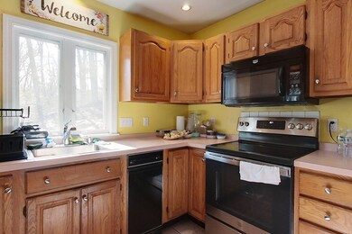 82 Reedy Meadow Rd, Groton, MA 01450 - photo 3