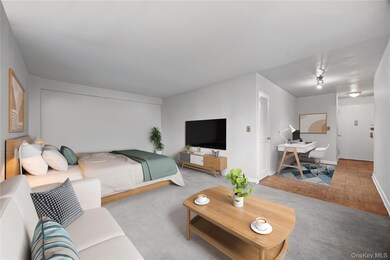 Valentine Manor unit 2U, Yonkers, NY 10705 - photo 7