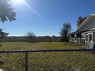 11700 N 11 Rd, Buckley, MI 49620 - photo 4
