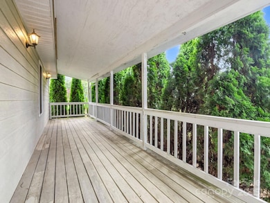 Approx 48 x 8 ft Front Porch