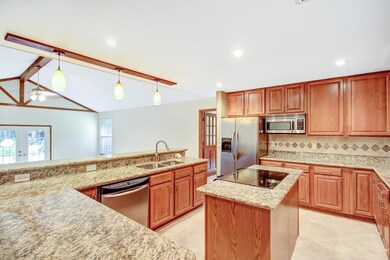 5021 Ortega Farms Blvd, Jacksonville, FL 32210 - photo 4