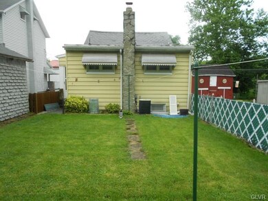 3247 Water St, Whitehall, PA 18052 - photo 2