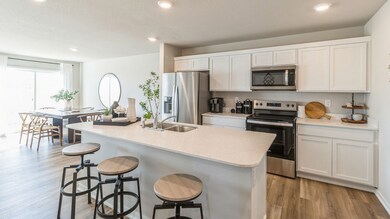 16 Verbena Ln SW, Cedar Rapids, IA 52404 - photo 6