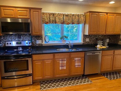 382 Walnut St unit 304, Lynn, MA 01905 - photo 4