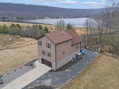 16 Delaware Dr W, Hazleton, PA 18202 - photo 6