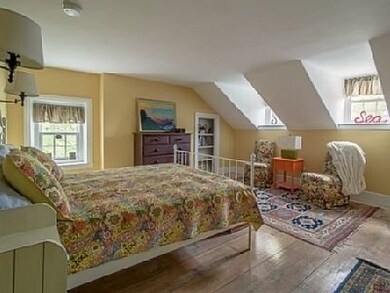 10 William St unit 3, Fairhaven, MA 02719 - photo 6