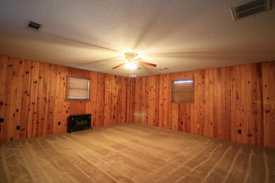 Den/4th bedroom
