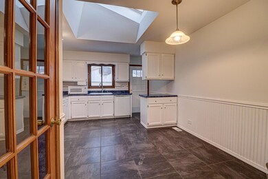 305 N River Glen Ave, Elmhurst, IL 60126 - photo 5