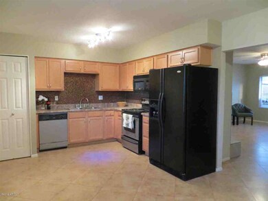1050 S Stapley Dr unit 3, Mesa, AZ 85204 - photo 4