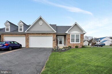 3 Spanish Moss Ct, Chambersburg, PA 17202 - photo 2