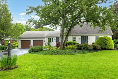 69 Apple Tree Ln, Warwick, RI 02888 - photo 2