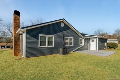 119 Sweet Gum Ln, Statesville, NC 28625 - photo 3