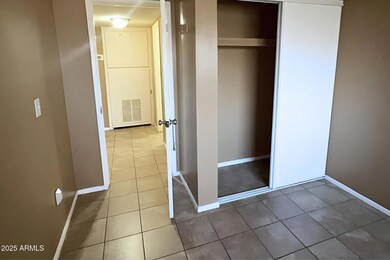 3313 W Harmont Dr unit 3, Phoenix, AZ 85051 - photo 6