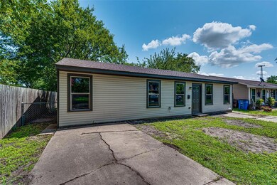 904 S Mckinney St, Ennis, TX 75119 - photo 2