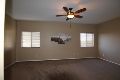 Lg Master Suite 8415 N Coyote View Ct