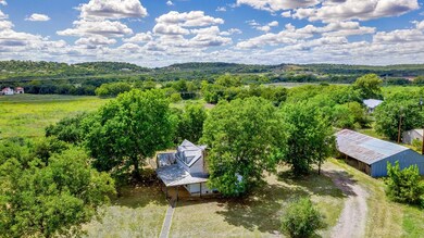 659 Bob Moritz Dr, Fredericksburg, TX 78624 - photo 5