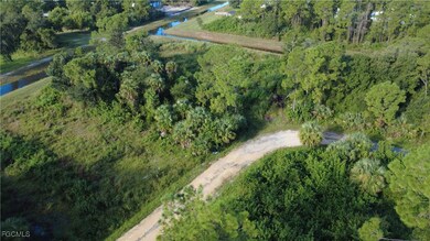 2525 Catron Cir, Lehigh Acres, FL 33971 - photo 5