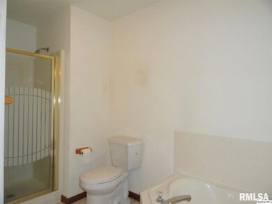 241 Lexington, Quincy, IL 62305 - photo 5