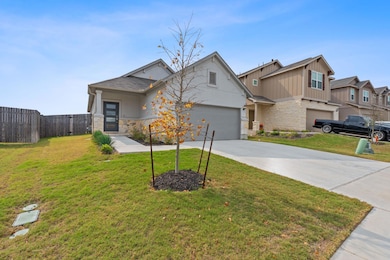 202 Lime St, Mustang Ridge, TX 78610 - photo 4