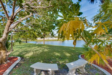 7090 Red Bay Ct-4