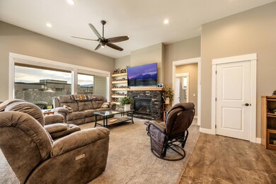 1332 Silverton Dr, Ranchester, WY 82839 - photo 6