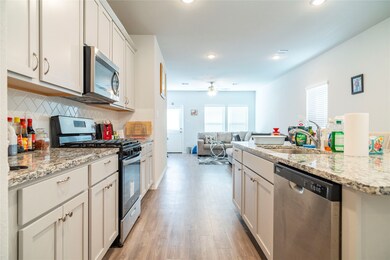 23319 Spring Genesis Ln, Katy, TX 77493 - photo 4