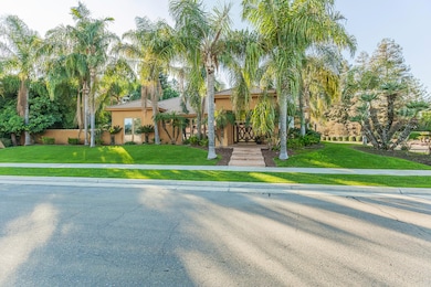 2135 SE Cottonwood Cir, Visalia, CA 93277 - photo 3