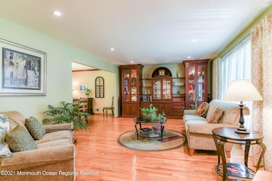 5 Julia Ct, Tinton Falls, NJ 07712 - photo 4