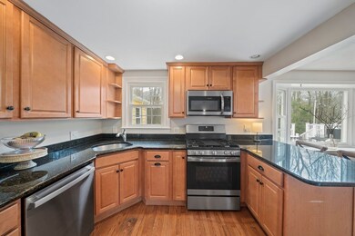 53 Vine St, Hanover, MA 02339 - photo 4