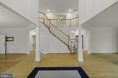 8705 Bitterroot Ct, Lorton, VA 22079 - photo 2