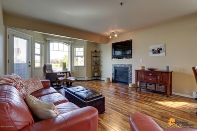 Living Room w/Laminate Floor
