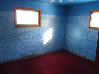 542 N Westlawn Ave, Aurora, IL 60506 - photo 4