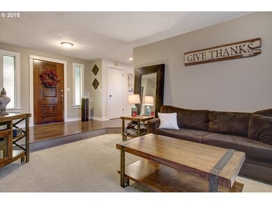 726 SW 20th Cir, Troutdale, OR 97060 - photo 6