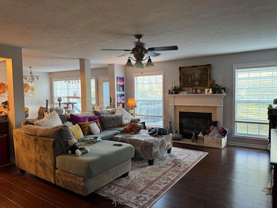 536 Vonbryan Trace, Lexington, KY 40509 - photo 4