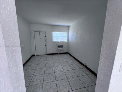 1995 NE 167th St unit 1, North Miami Beach, FL 33162 - photo 5