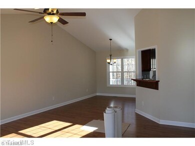 125 Cactus Ln, Statesville, NC 28625 - photo 2