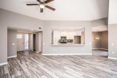 10646 W Pineaire Dr, Sun City, AZ 85351 - photo 7