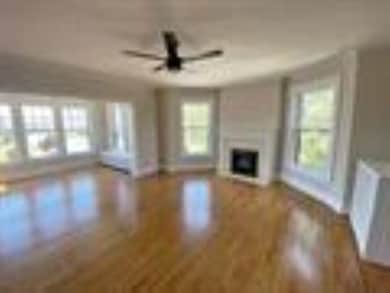 814 Center Apt H Ave, Bay City, MI 48708 - photo 2